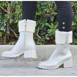 Cape Robbin Size 8 Gray Chunky Block Heel Ankle Boots with Side Zipper Fur Top